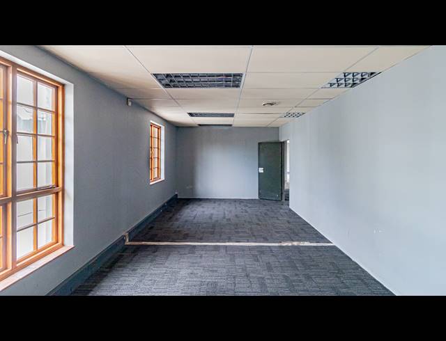 1,702M² OFFICE FOR SALE IN KENSINGTON B